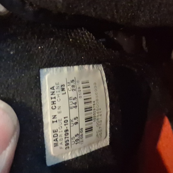 Jordan 2s - Picture 9 of 10